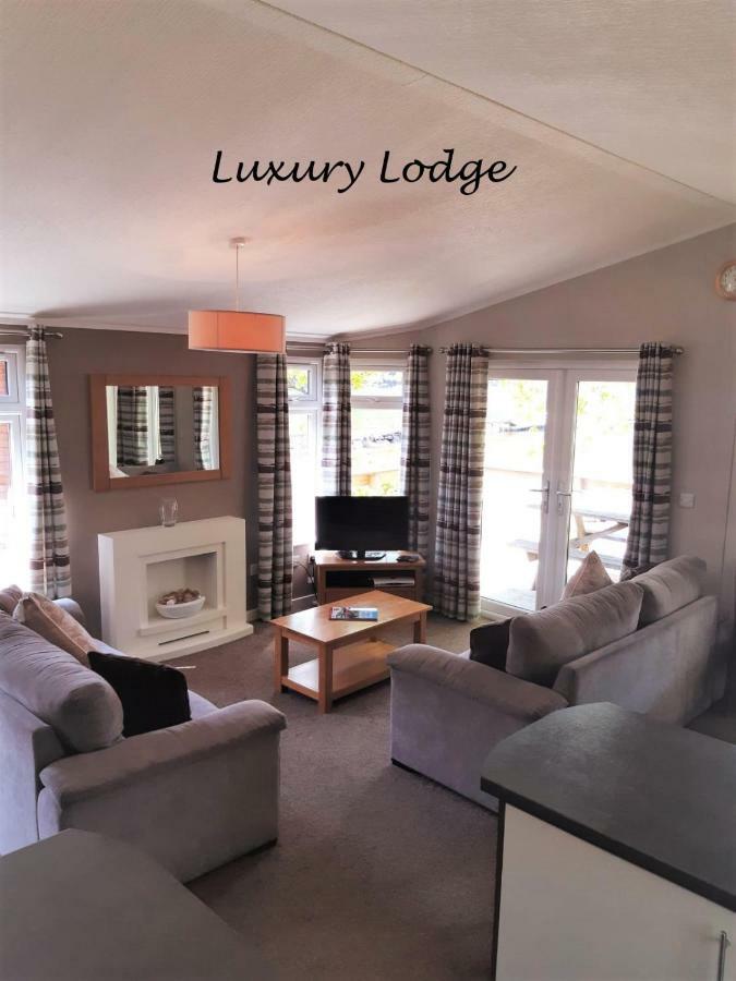 Inverbeg Holiday Park Luss Exterior photo